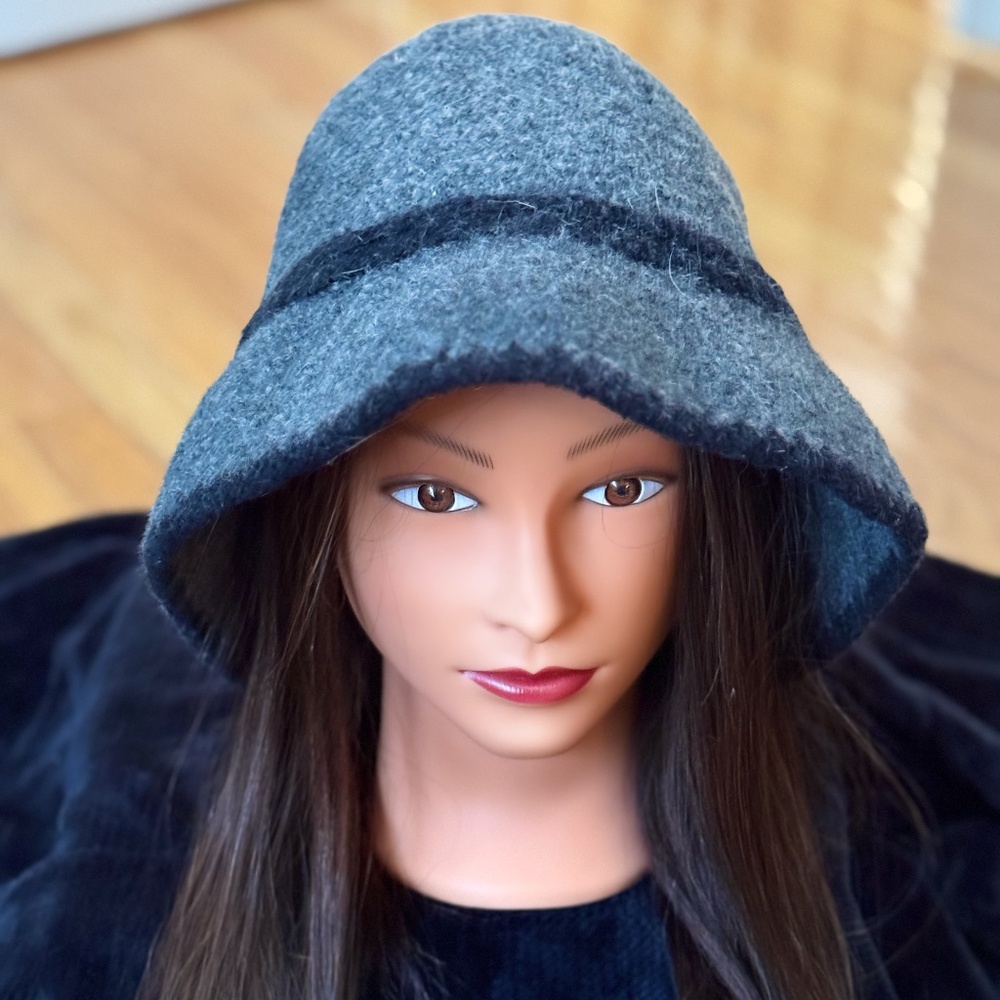 women's gray wool hat